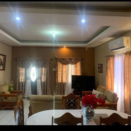 Comfortable Home In San Fernando Zewnętrze zdjęcie